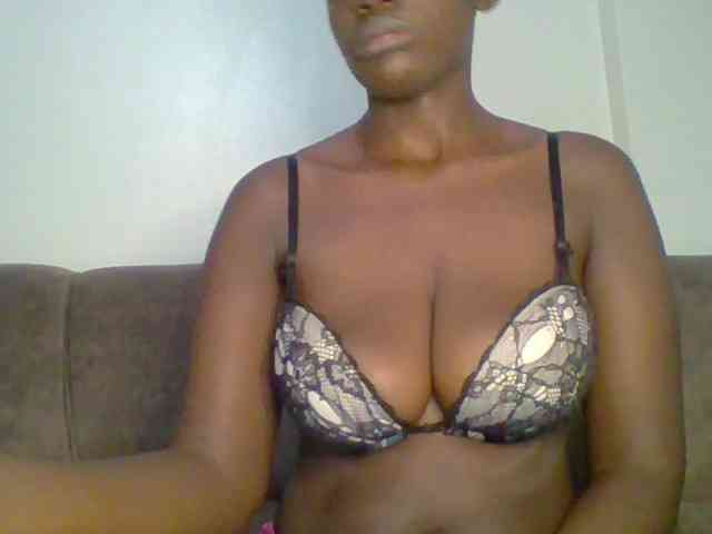 bustybliss webcam