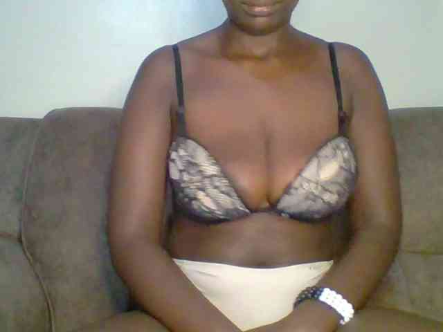 bustybliss webcam