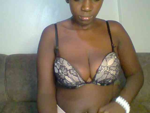 bustybliss webcam