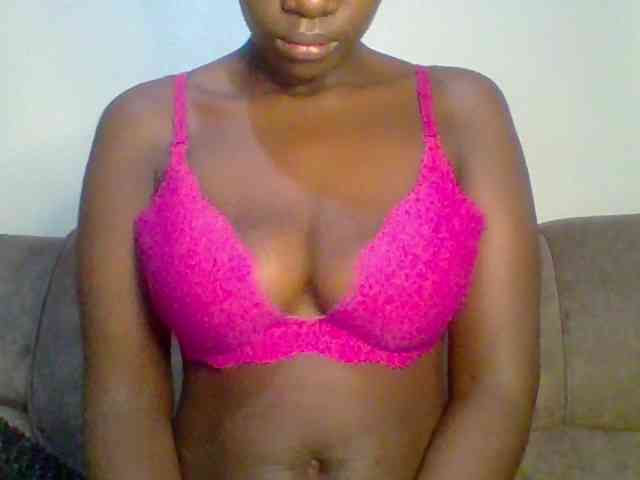 bustybliss webcam