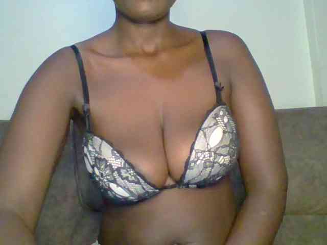 bustybliss webcam