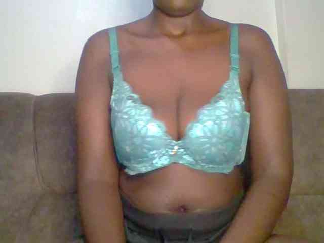 bustybliss webcam