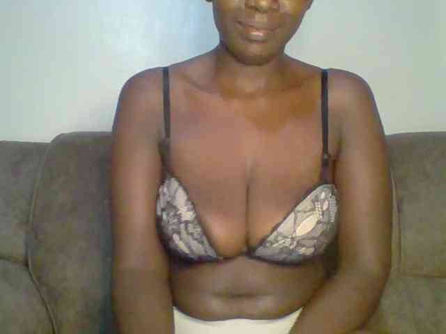 bustybliss webcam