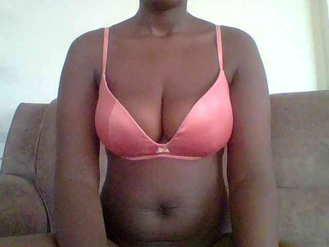 bustybliss webcam