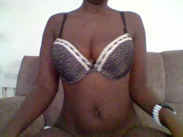 bustybliss webcam