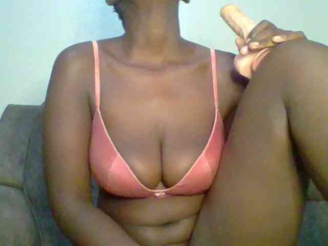 bustybliss webcam