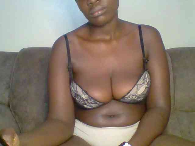 bustybliss webcam