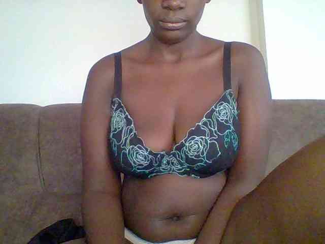 bustybliss webcam