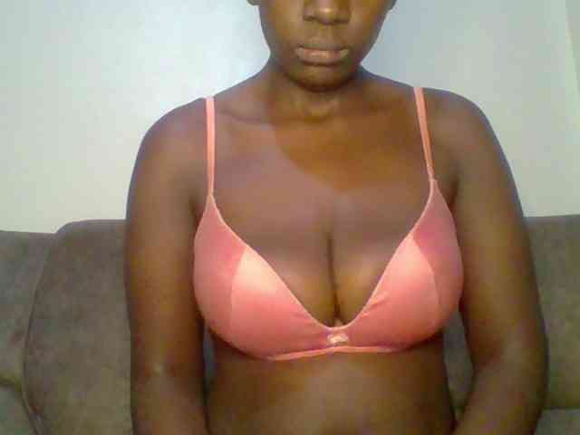 bustybliss webcam