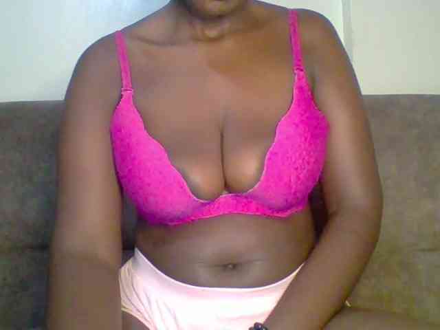 bustybliss webcam