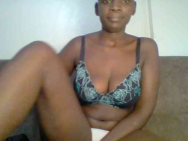 bustybliss webcam