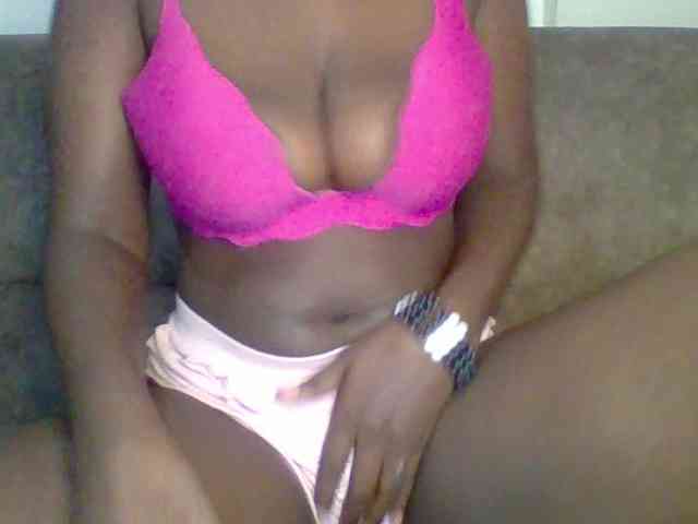 bustybliss webcam