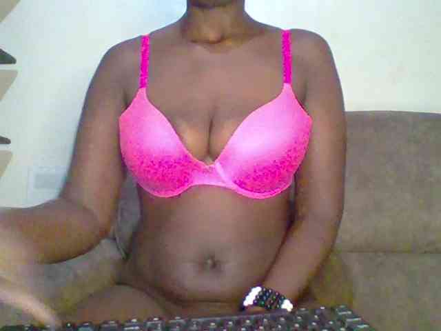 bustybliss webcam