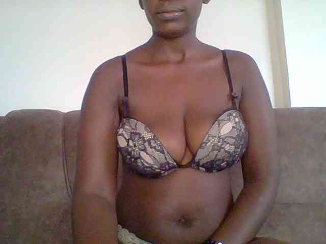 bustybliss webcam
