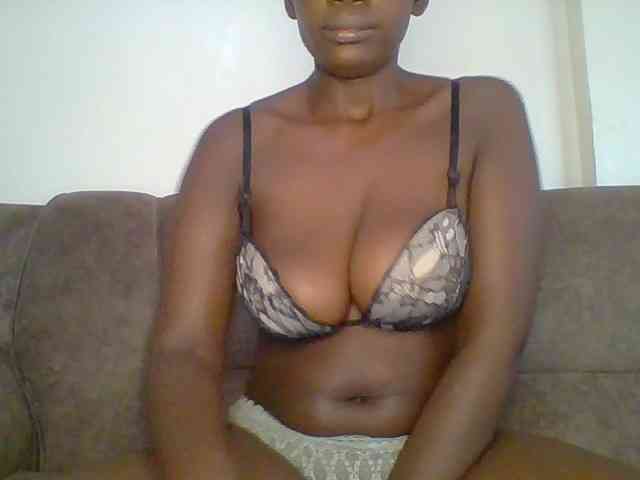 bustybliss webcam