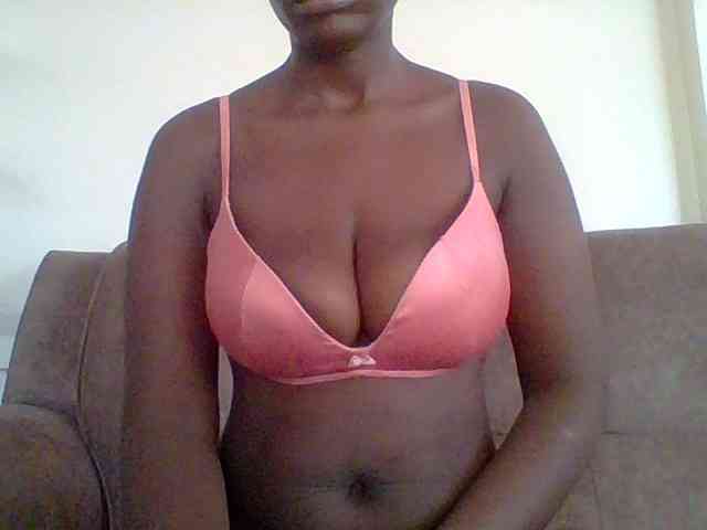 bustybliss webcam