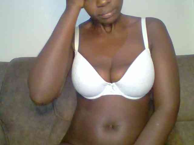 bustybliss webcam