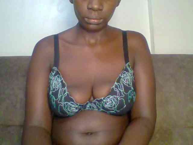 bustybliss webcam