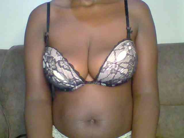 bustybliss webcam