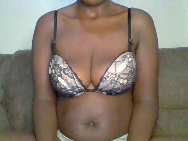 bustybliss webcam