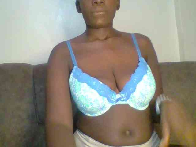 bustybliss webcam