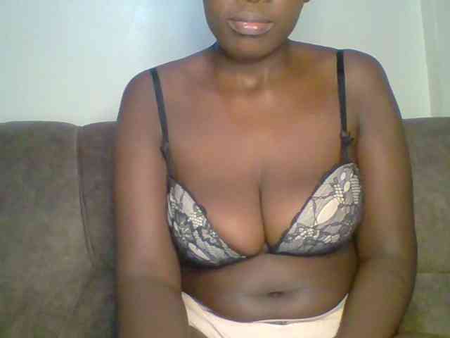 bustybliss webcam