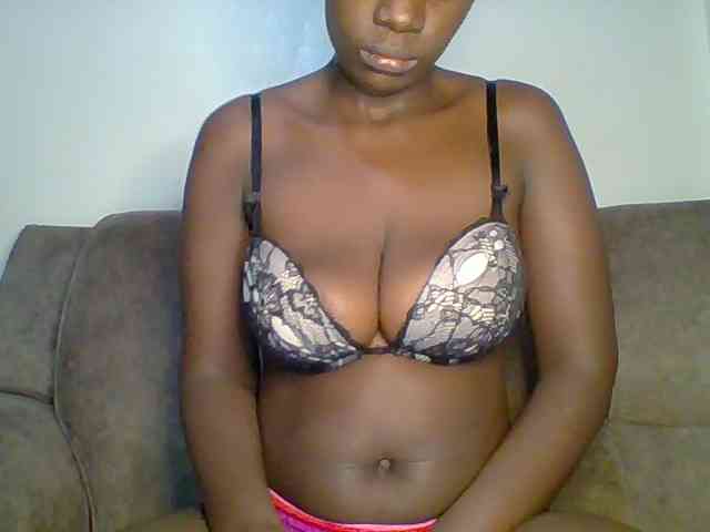 bustybliss webcam