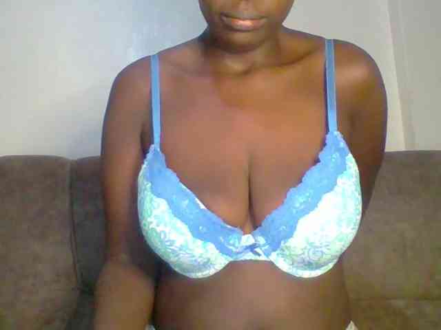 bustybliss webcam