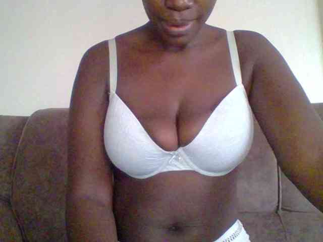bustybliss webcam