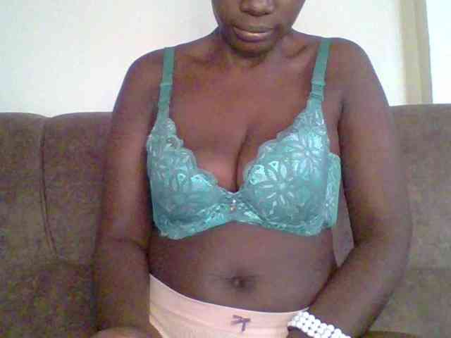 bustybliss webcam