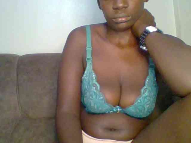 bustybliss webcam