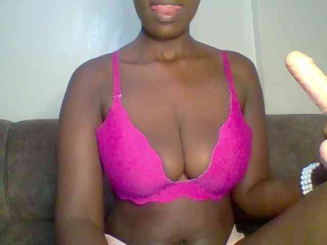 bustybliss webcam