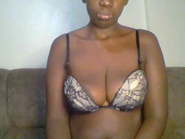 bustybliss webcam