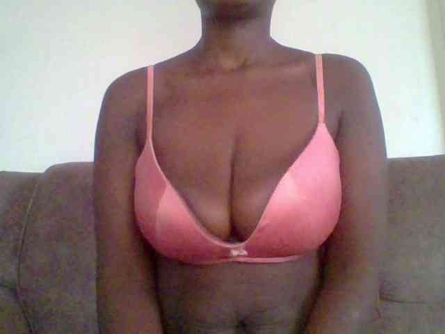 bustybliss webcam