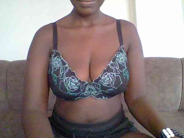 bustybliss webcam