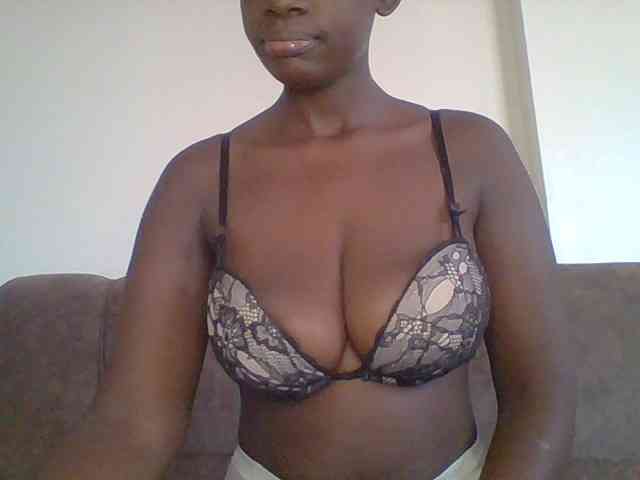 bustybliss webcam