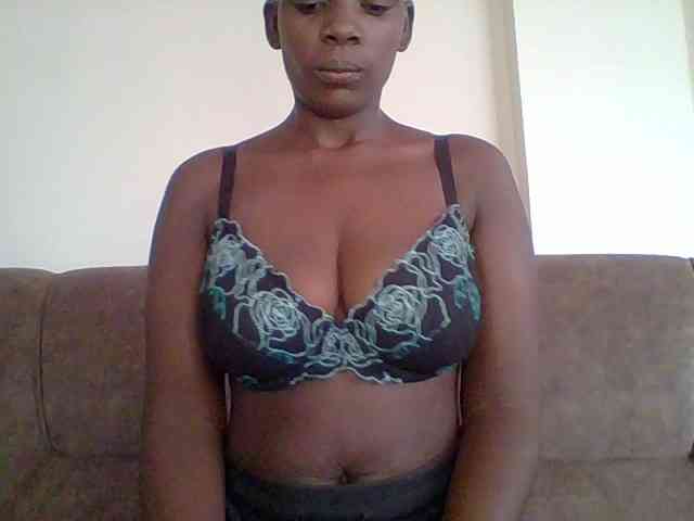 bustybliss webcam