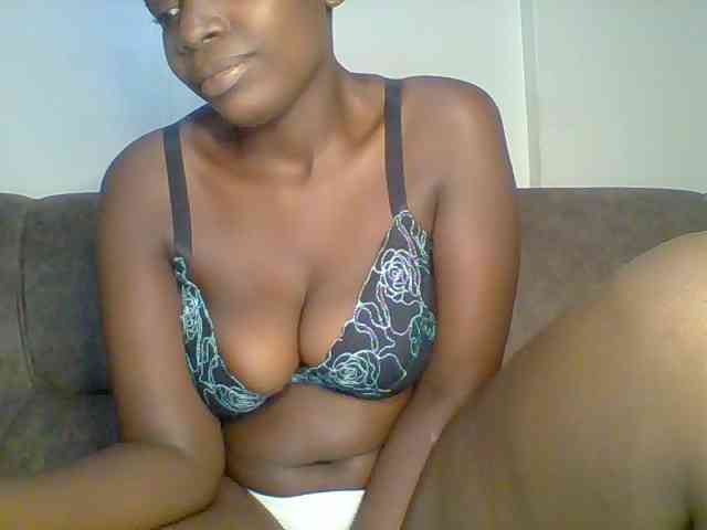 bustybliss webcam