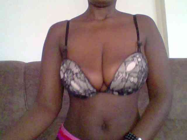bustybliss webcam
