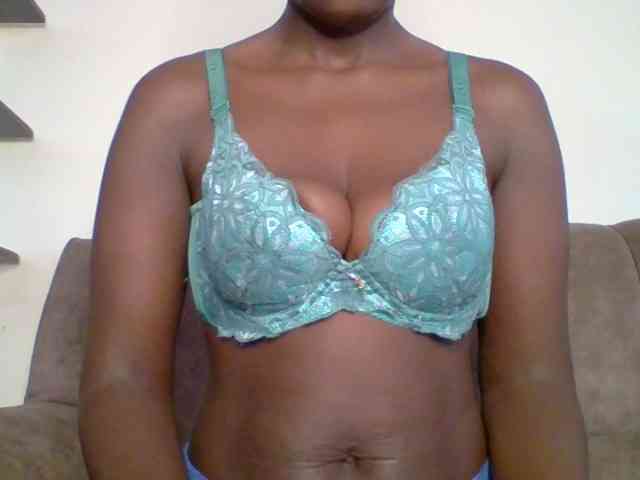 bustybliss webcam