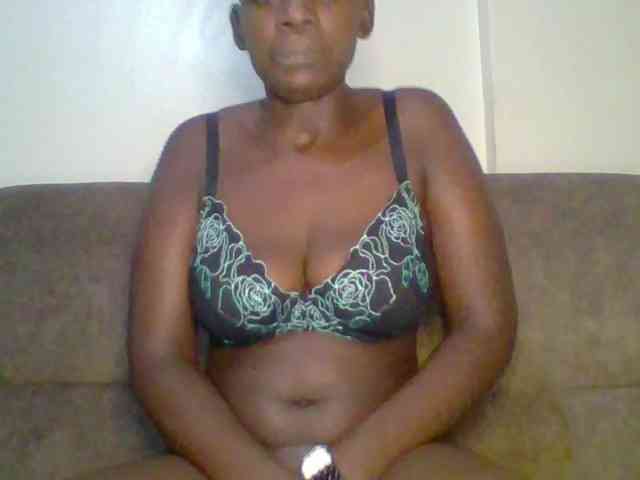 bustybliss webcam