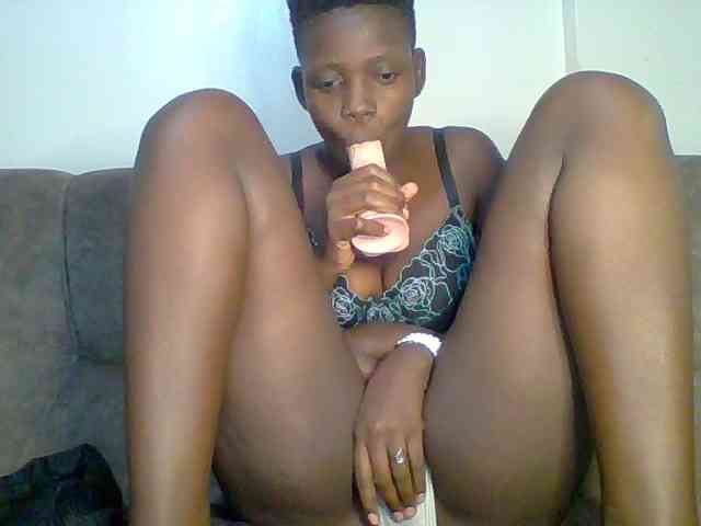 bustybliss webcam