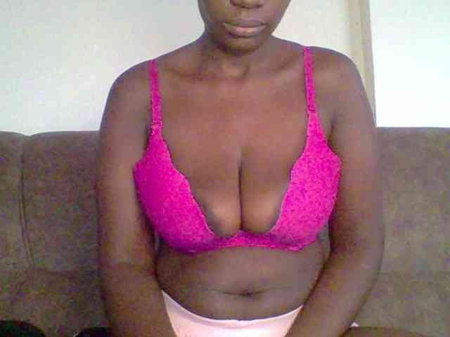 bustybliss webcam