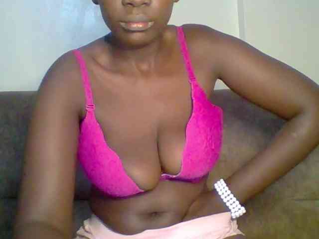 bustybliss webcam