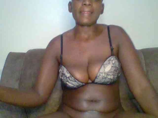 bustybliss webcam