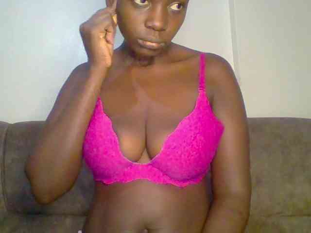 bustybliss webcam
