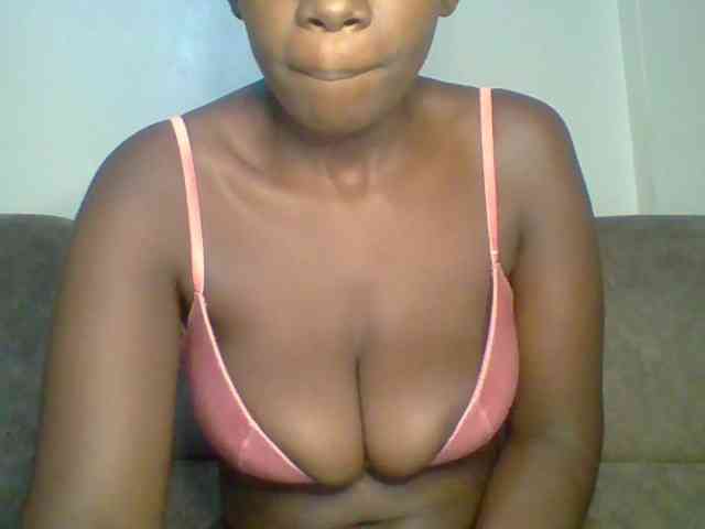 bustybliss webcam