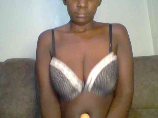 bustybliss webcam