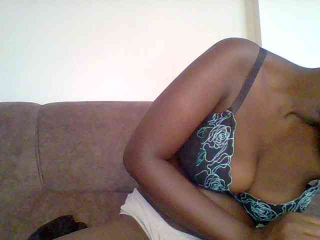 bustybliss webcam