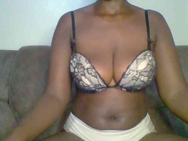 bustybliss webcam